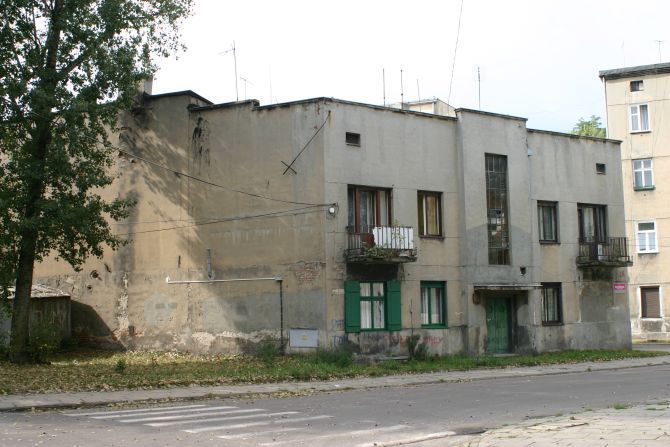 LG_003_Wrzesnienkska Street.jpg